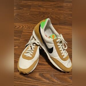 Nike White and Brown Sneakers with Green Accent